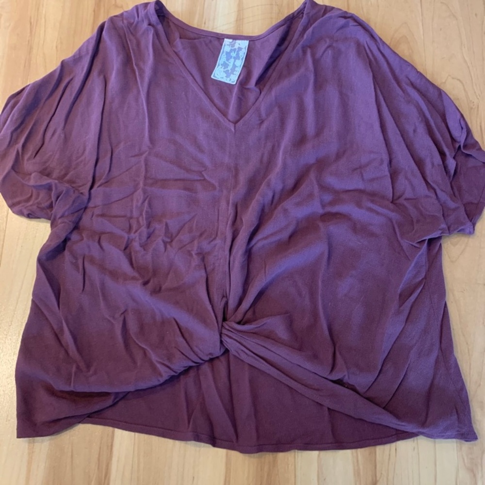 Mauve, front-tie top